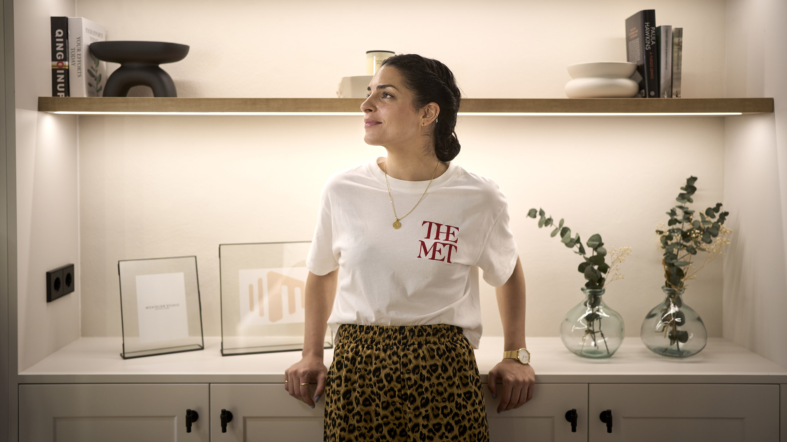 La joven emprendedora, de 36 años, define la decoración y el estilismo como "vestir una vivienda".
