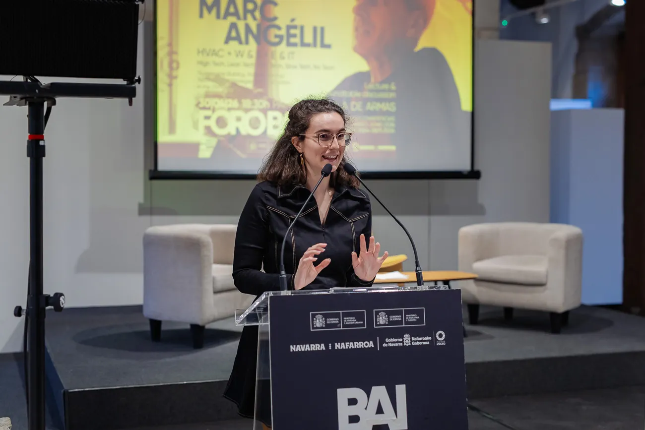 La jornada, a la que asistieron más de treinta personas, fue introducida por la arquitecta Patricia Minguito, coordinadora académica de BAI.