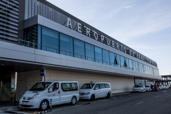 El tráfico de pasajeros crece un 5,8% en el Aeropuerto de Noáin en marzo