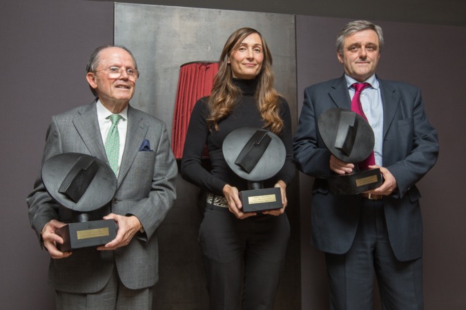 Leon Taberna recoge el premio a la Trayectoria Empresarial 2014 de la Cámara de Comercio