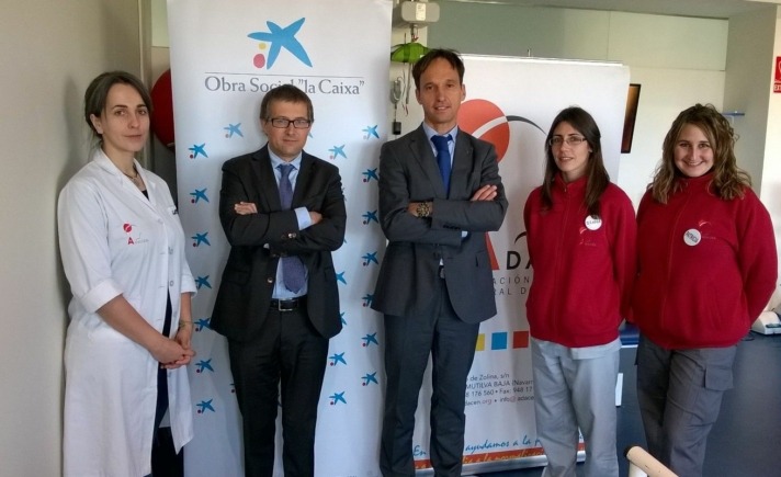 La Obra Social ”la Caixa” apoya a la Asociación de Daño Cerebral de Navarra con 6.000 euros para el programa de rehabilitación logopédica
