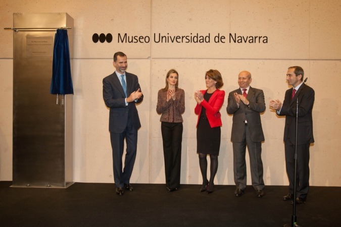 Los Reyes inauguran el Museo Universidad de Navarra