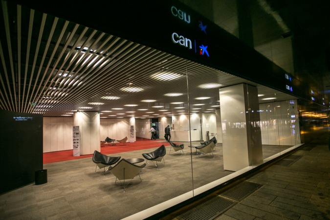 CaixaBank obtuvo un beneficio de 620 millones en 2014