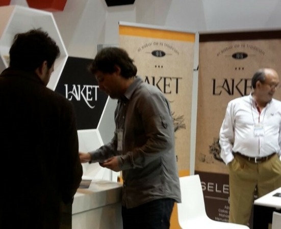 Laket se introduce en el mundo del postre