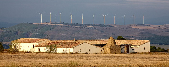 Falces gana el premio a la integración rural de la energía eólica
