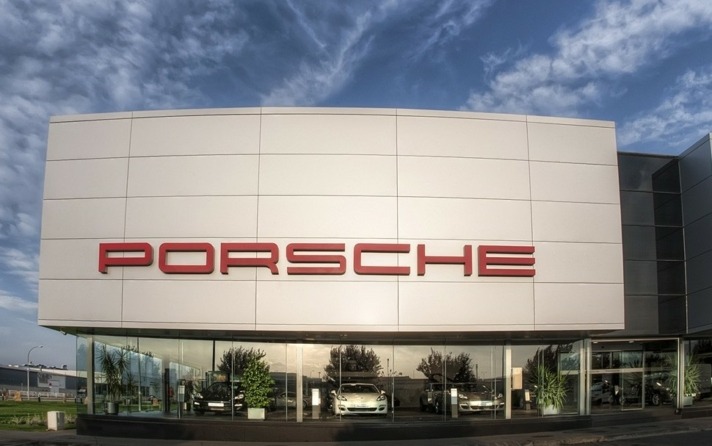 La empresa Manzanos Enterprises compra el centro Porsche Pamplona