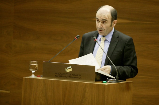 El Gobierno de Navarra revisará los convenios con UGT, CCOO y CEN