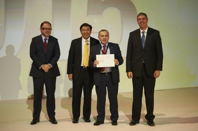 Vídeo Noticia: Renault Unsain, premio "Dealer of the Year 2015"