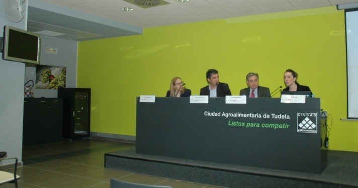 Más industria agroalimentaria y diversificación, soluciones para el empleo en la Ribera