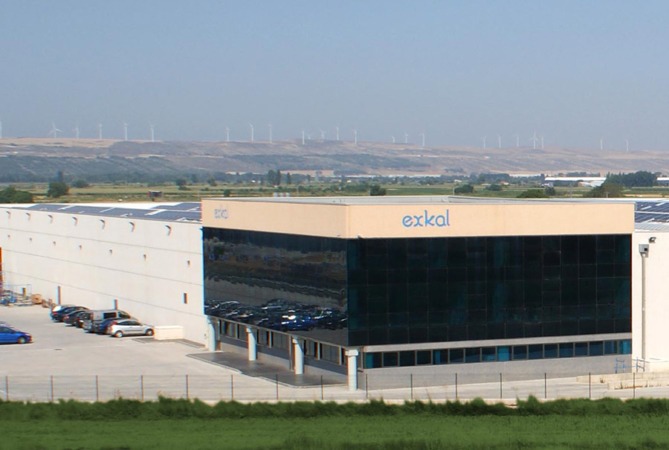 Exkal invierte 8 millones para convertir su planta de Marcilla en una industria 4.0