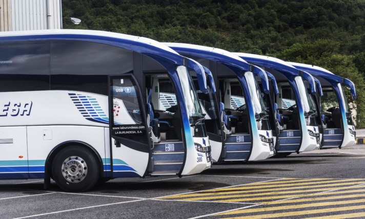 La Burundesa adquiere 4 autobuses a Sunsundegui-1