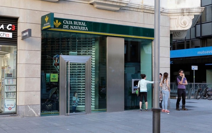 Moody’s mejora el rating de Caja Rural de Navarra