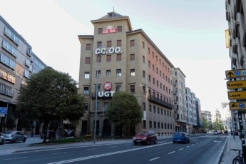 Sedes de CCOO y de UGT en Pamplona