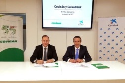 Firma Acuerdo Coviran y CaixaBank