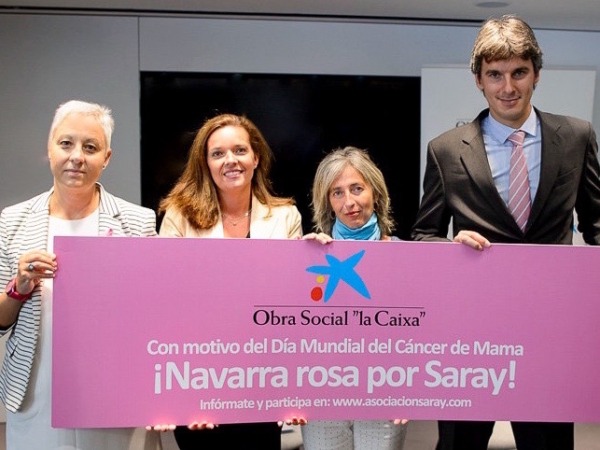 Un año más: ‘Navarra rosa por Saray’