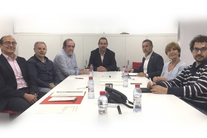 Laparra se reúne con el patronato de Fundación Caja Navarra