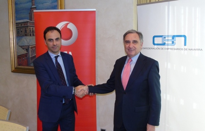 Convenio renovado entre CEN y Vodafone