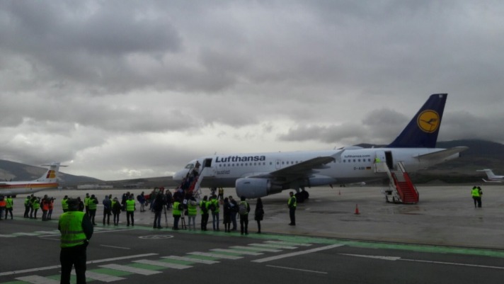 La nueva línea de Lufthansa, clave en el aumento de pasajeros en Noáin