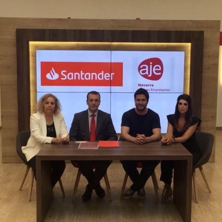Banco Santander, nuevo socio protector de AJE Navarra