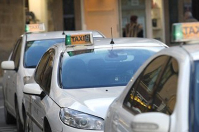 Los taxistas navarros se unen a la nueva marcha de los transportistas