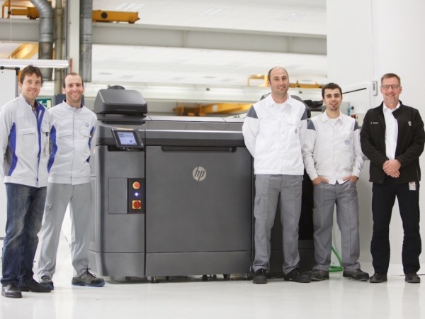 Volkswagen Navarra estrena una impresora 3D única en todo el grupo