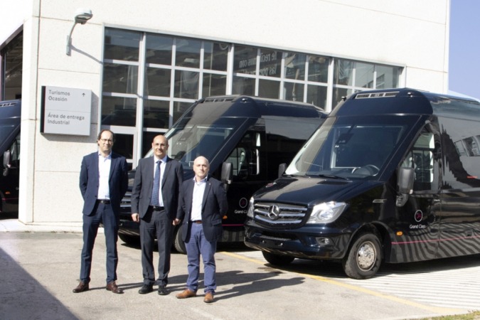 Integralia entrega seis microbuses ONE a Grand Class
