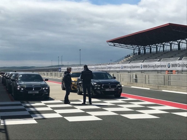 Pilotos BMW por un día en el Circuito de Navarra