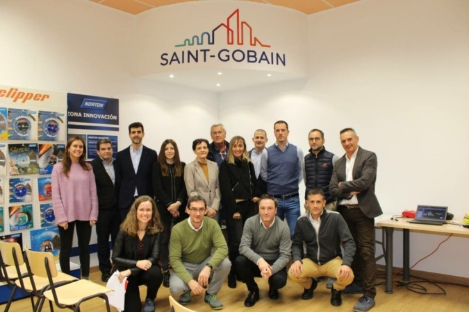 Saint-Gobain Abrasivos comparte sus buenas prácticas en innovación