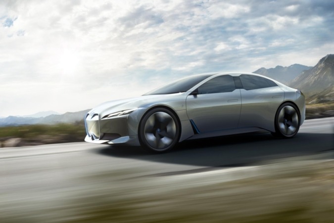 BMW anuncia el i4, 100 % eléctrico
