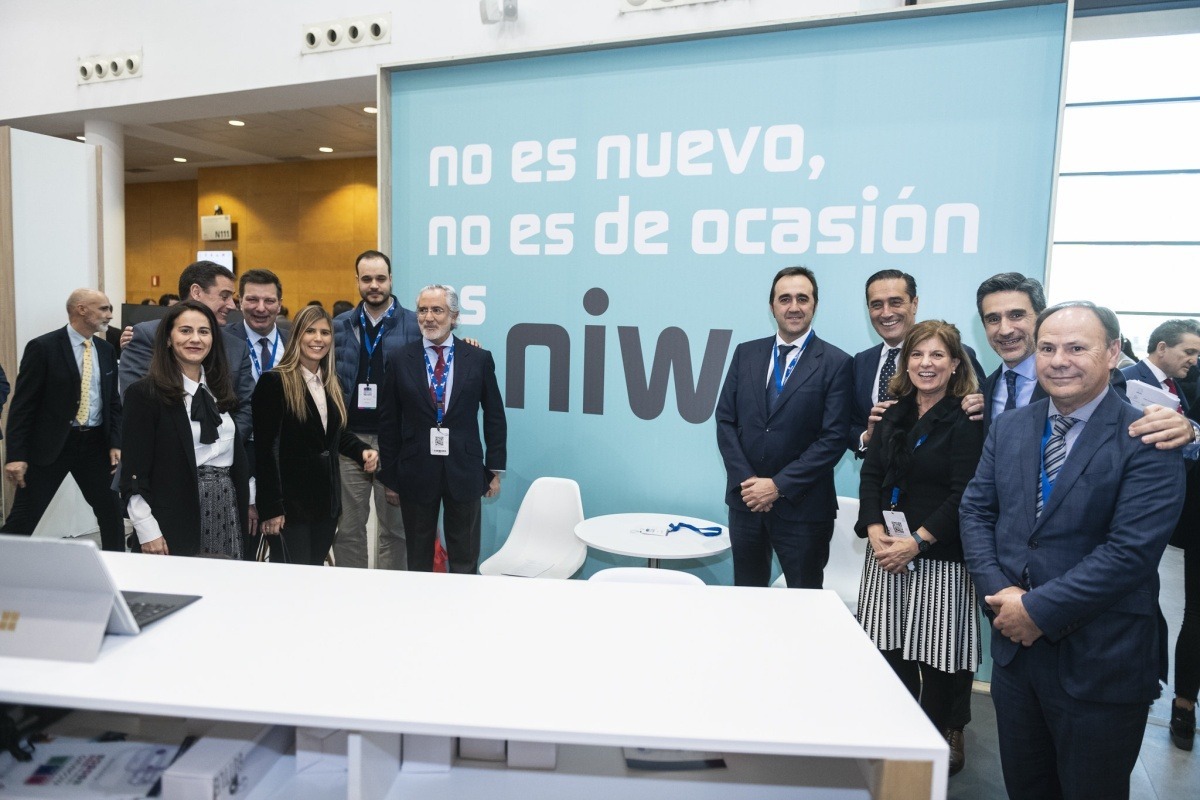 Responsables de Faconauto, BBVA y Mutua Madrileña, durante la presentación de NIW.es (Fotos: cedidas).