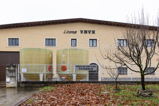 El Grupo Basarana Las Cadenas de Villava adquiere la navarra Licores Usua