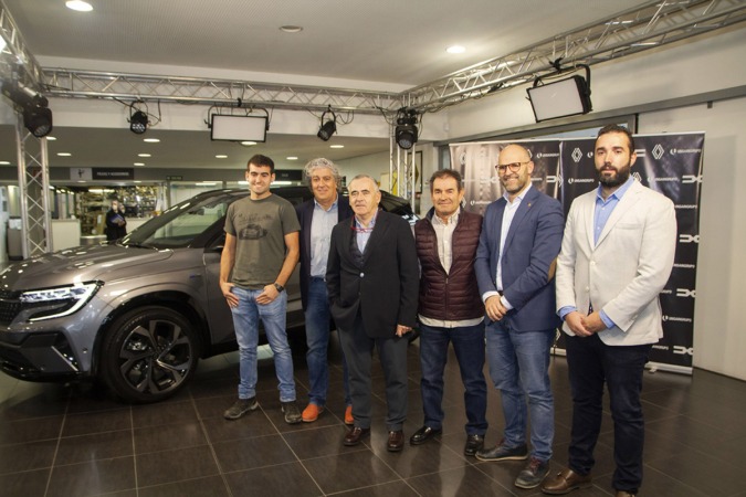 Unsain apadrina la llegada a Navarra del Rallye Solo Renault Group