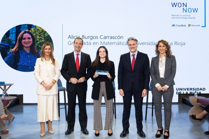 La pamplonesa Alicia Burgos gana uno de los premios nacionales WONNOW