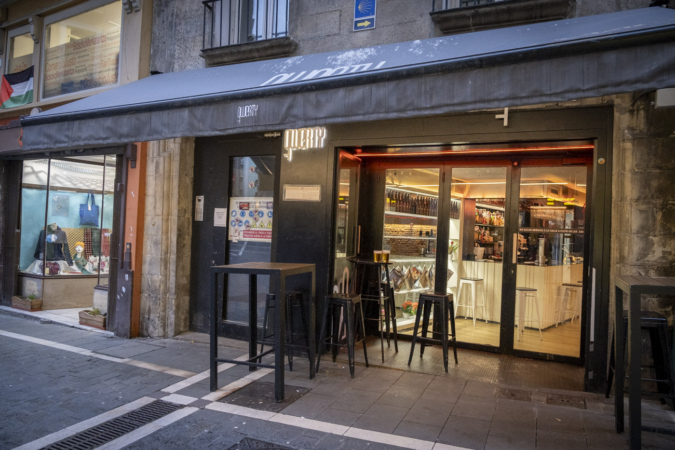 Una docena de bares y restaurantes del Casco Viejo pamplonés pasan a manos de empresarios chinos