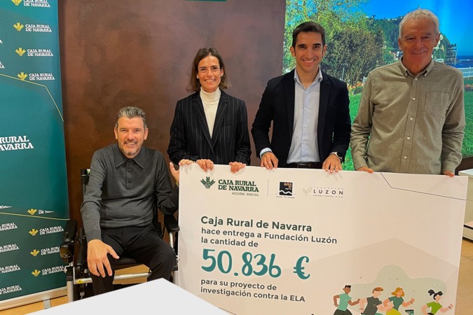 Caja Rural de Navarra dona más de 50.000 euros a la Fundación Luzón