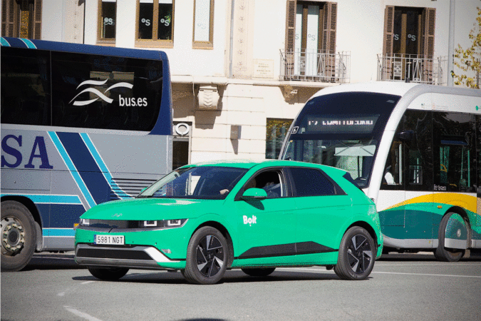 Primeras sanciones y retiradas de VTC de Bolt en Pamplona
