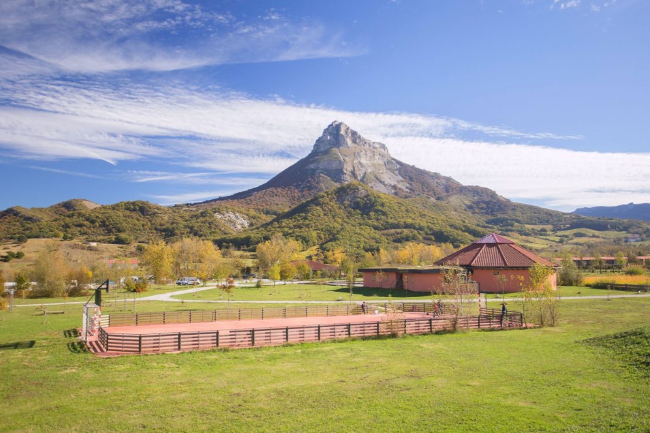 El restaurante del camping de Arbizu también dispone de menú infantil por 17 euros.