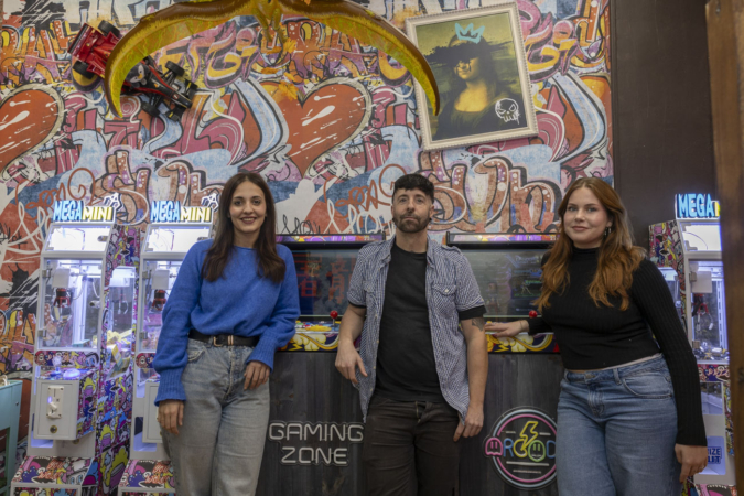 La nueva empresa navarra que crea «experiencias inolvidables» con sus réplicas de juegos de feria
