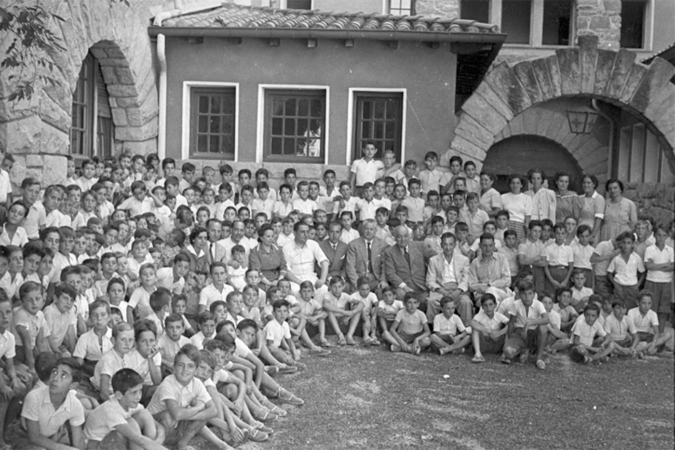 Las colonias de Hondarribia celebran sus 90 años de historia con una línea del tiempo digital