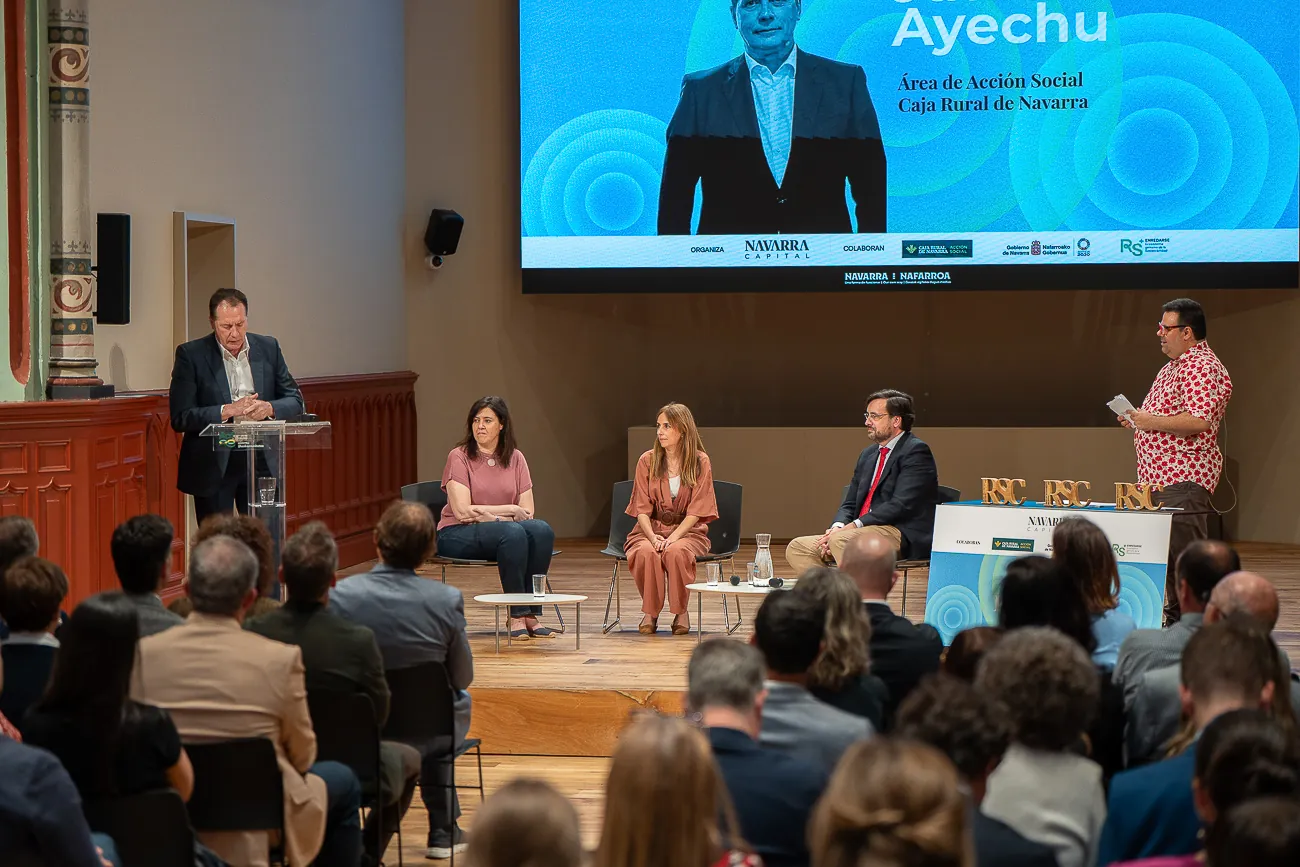 La Clínica Universidad de Navarra, Cuatrovientos y Antox ganan los VI Premios RSCapital