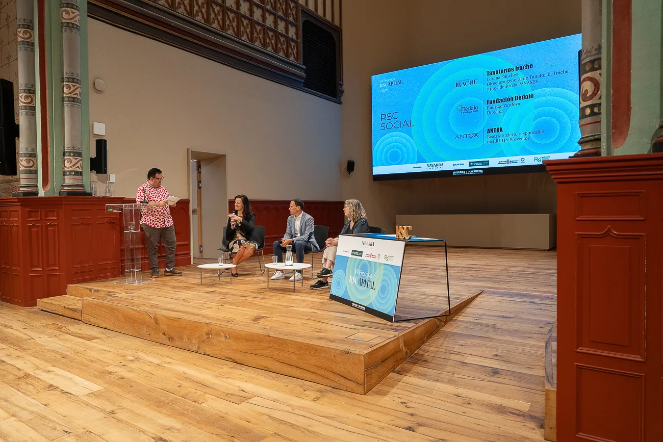 La Clínica Universidad de Navarra, Cuatrovientos y Antox ganan los VI Premios RSCapital