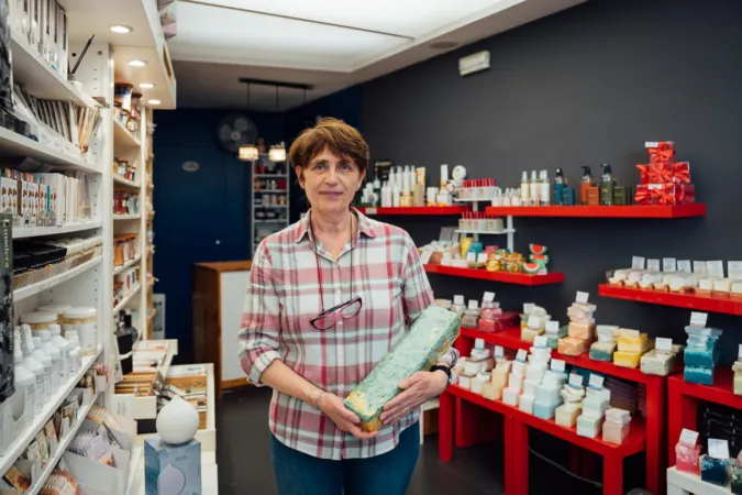 La tienda de jabones naturales de Pamplona que vende perfumes inspirados en San Fermín