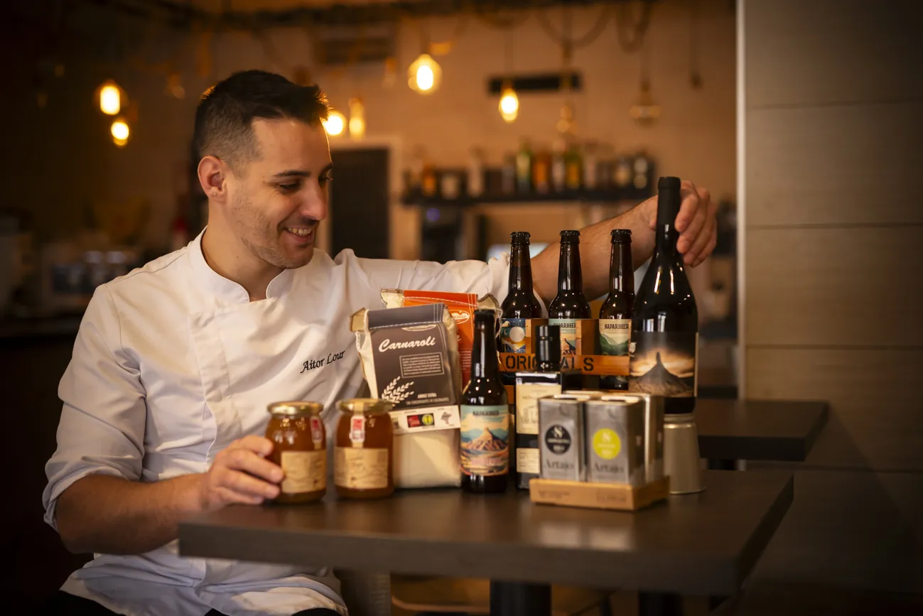 Nuestro protagonista trabaja con productos locales, que conforman la esencia de su cocina. 