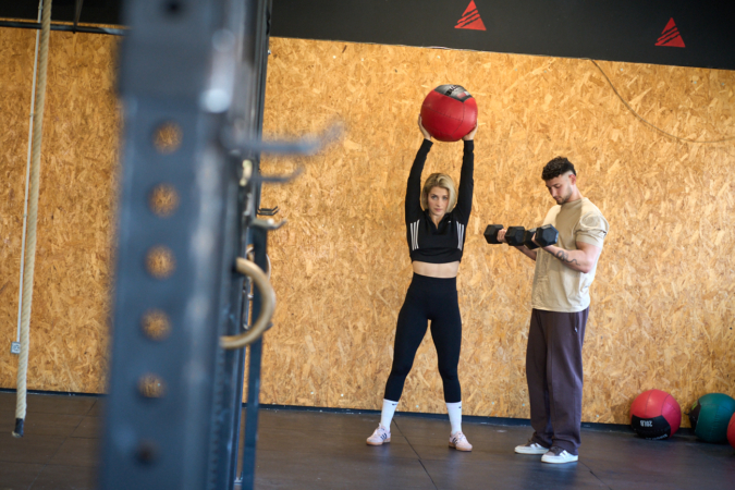 La entrenadora de CrossFit y el culturista navarros que asesoran sobre deporte y nutrición