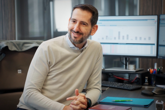 La empresa de Tafalla que inicia una nueva etapa con el árbitro de fútbol sala David Urdánoz como director general