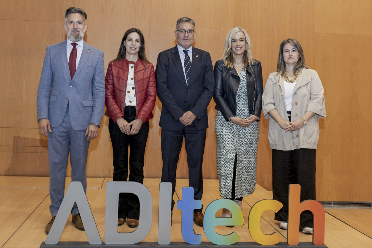 De izda. a dcha., Garrido, Martínez, García, Basterra y Uresandi.