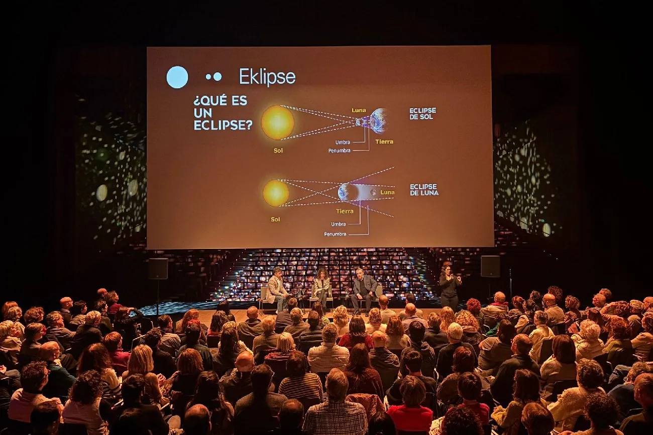 Conferencia del 12 de enero con aforo completo.