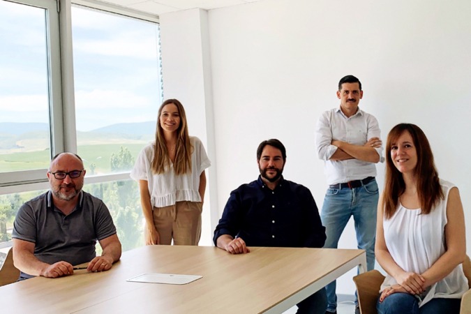 Una joven agencia inmobiliaria de Navarra, finalista de los premios Fotocasa