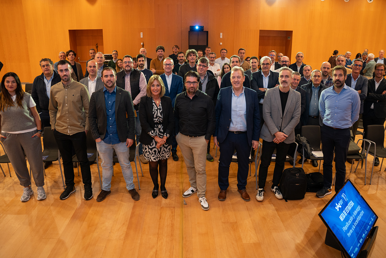 Decenas de CEO y directores generales acudieron a la última Mesa de Estrategia de la FIN en 2025.