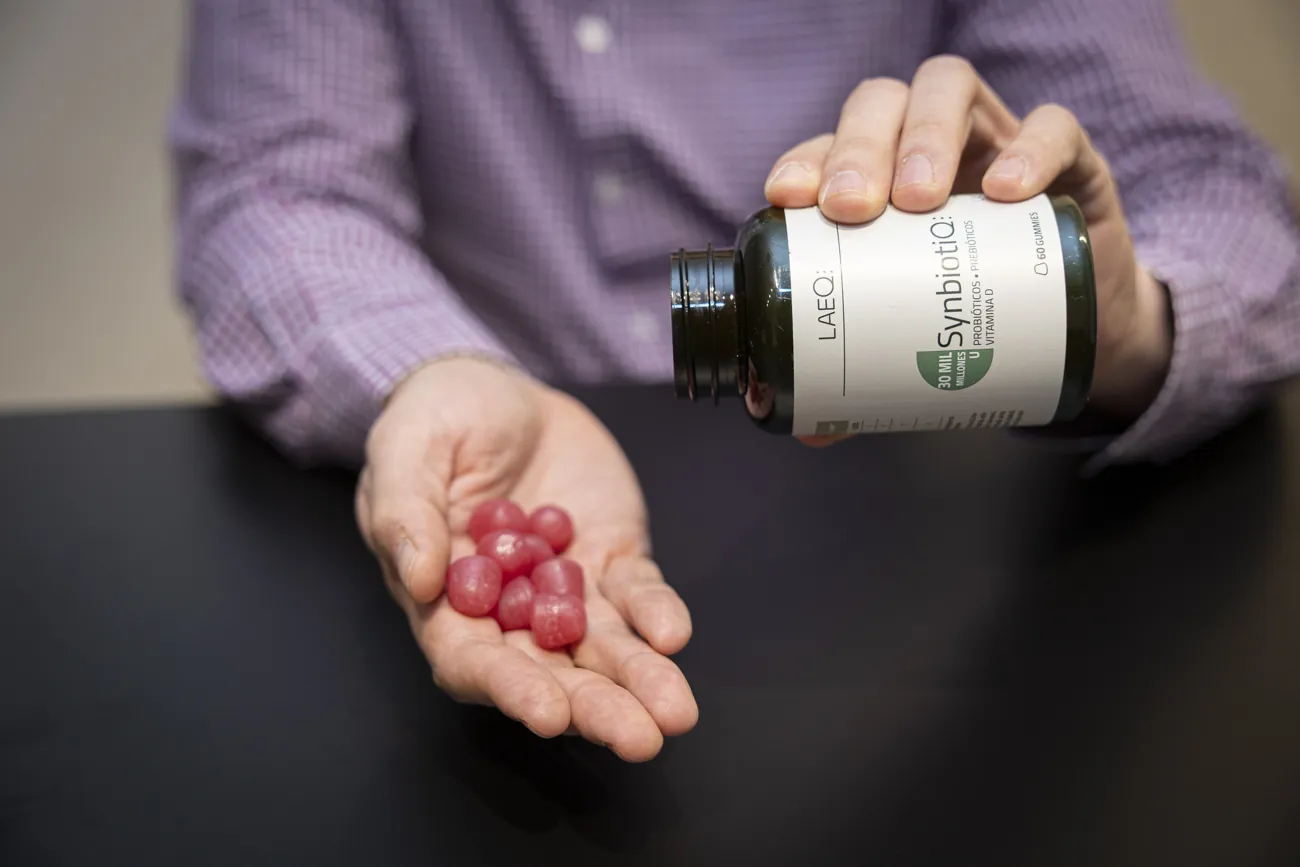 El producto ya se vende en 45 puntos de venta físicos, principalmente en farmacias de Navarra y en su web.